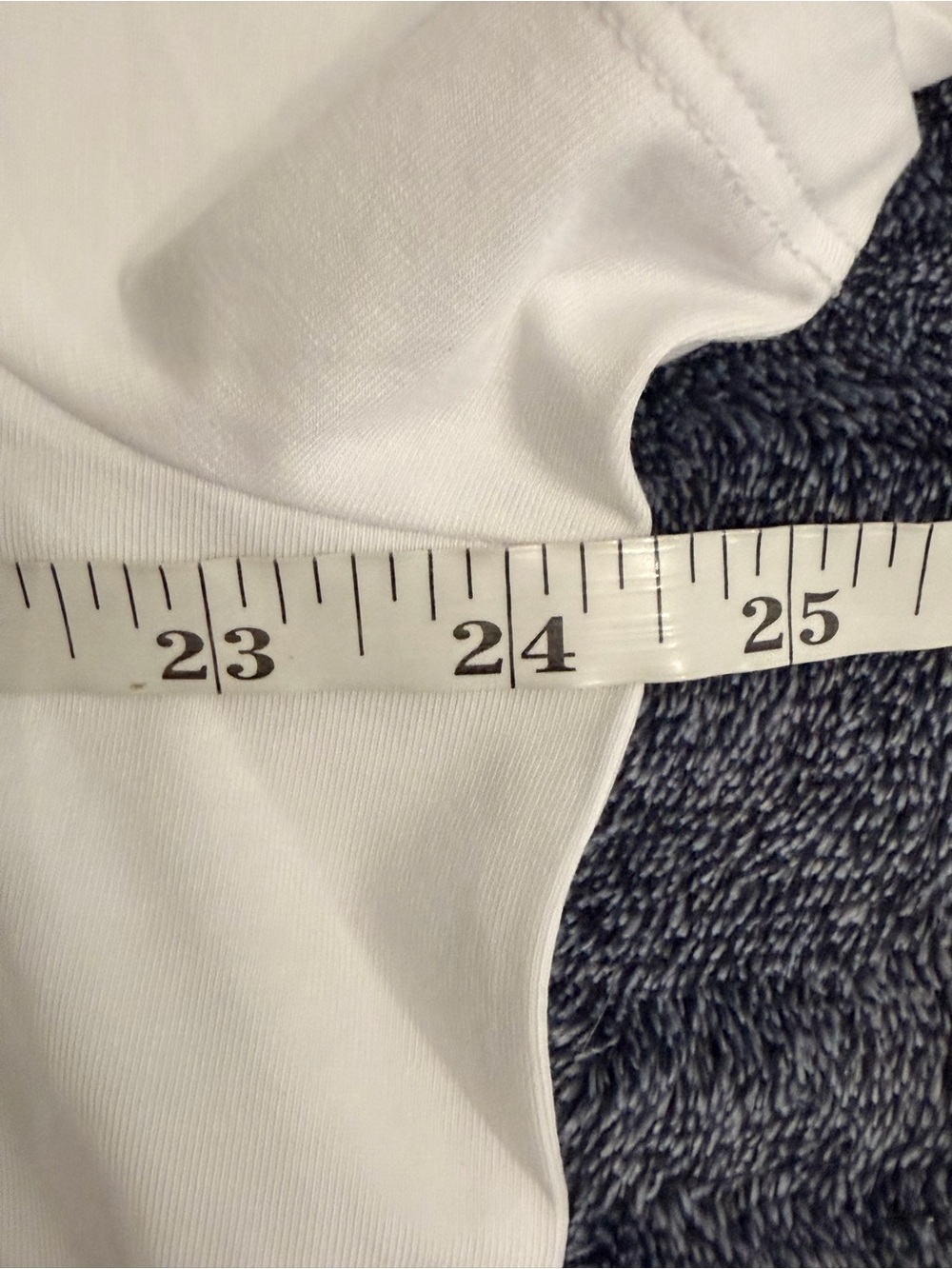 NWOT New Lululemon Love V-Neck T-Shirt - Picture 6 of 7